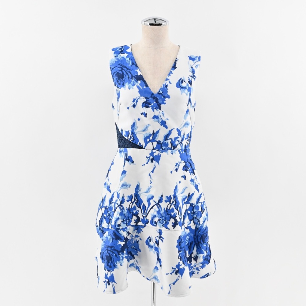 SLATE WILLOW Dress Size 8 Blue Floral Brushstroke Print‎ Sleeveless Lace Back